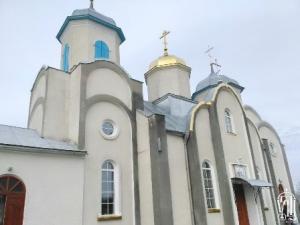 Петропавловский храм в селе Кинаховцы Збаражского района Тернопольской области